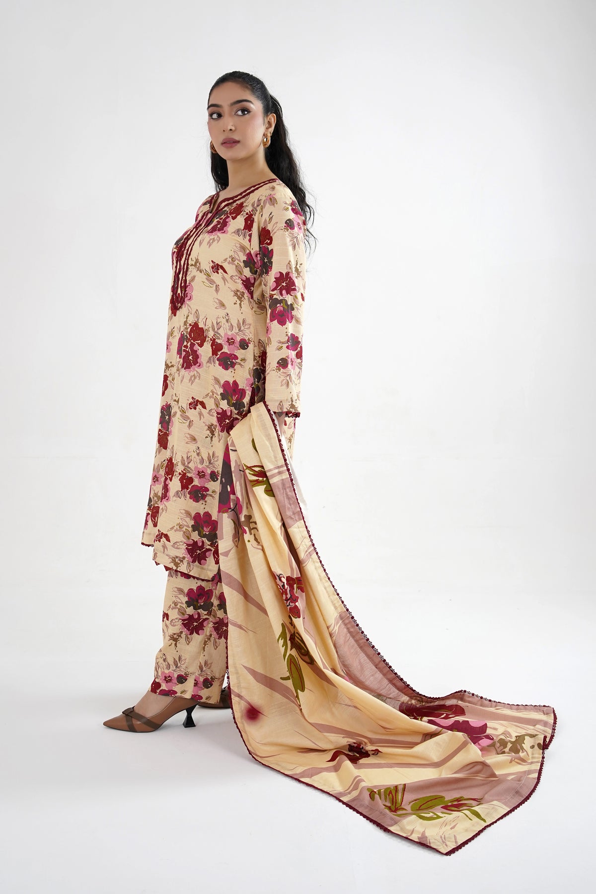 Gulmeher Khaddar Suit