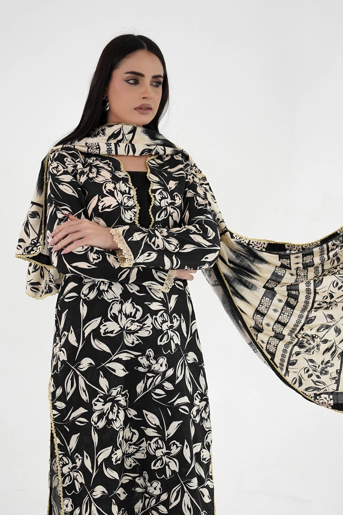 Noorika Khaddar Suit